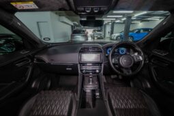 
										2019 Jaguar F-Pace SVR full									