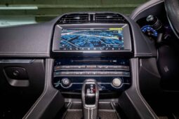 
										2019 Jaguar F-Pace SVR full									