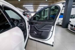 
										2019 Jaguar F-Pace SVR full									