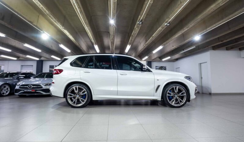 
								2021 BMW X5 M50d full									