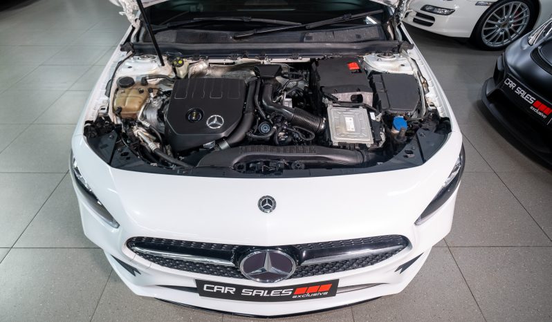
								2020 Mercedes-Benz A-Class A200 Sedan AMG Line full									
