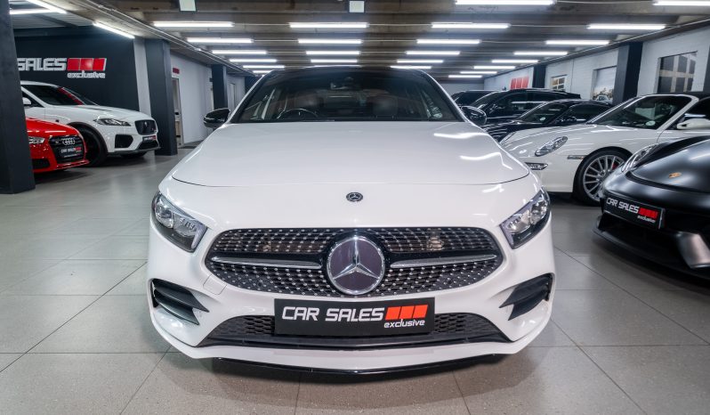 
								2020 Mercedes-Benz A-Class A200 Sedan AMG Line full									