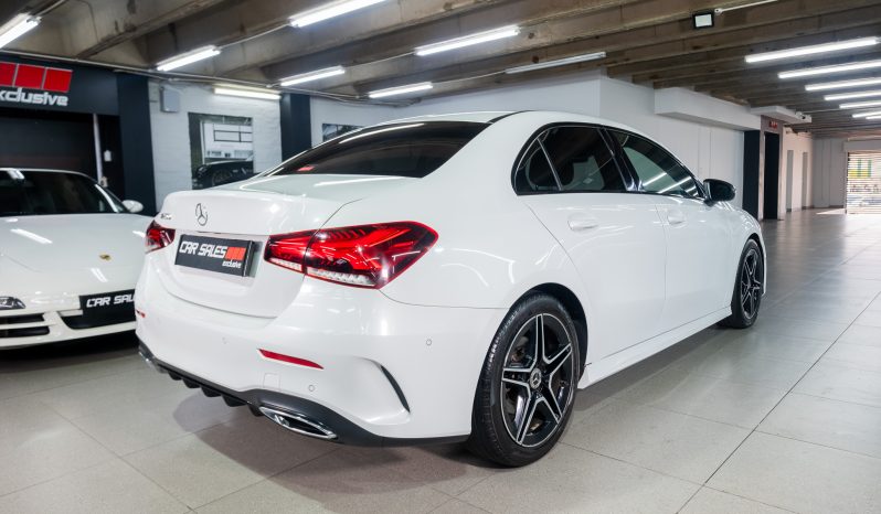 
								2020 Mercedes-Benz A-Class A200 Sedan AMG Line full									