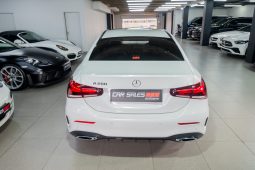 
										2020 Mercedes-Benz A-Class A200 Sedan AMG Line full									