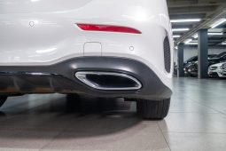 
										2020 Mercedes-Benz A-Class A200 Sedan AMG Line full									
