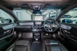 
										2020 Mercedes-Benz A-Class A200 Sedan AMG Line full									