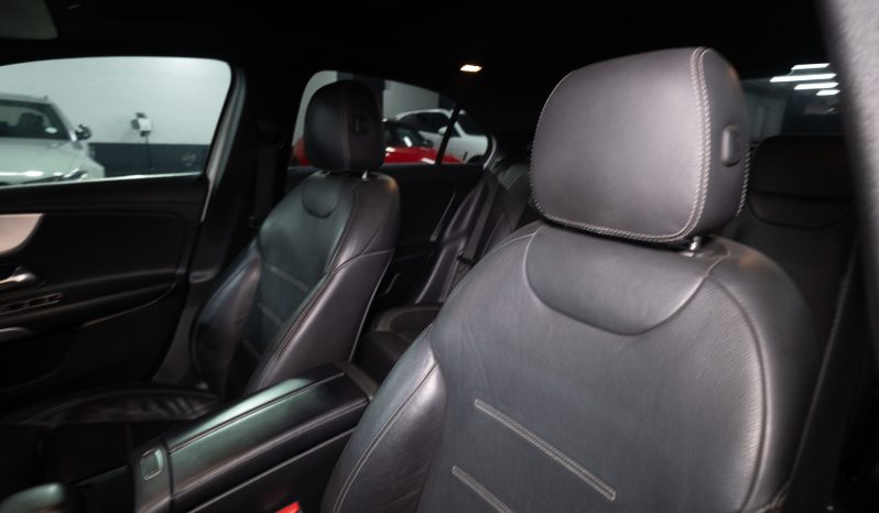 
								2020 Mercedes-Benz A-Class A200 Sedan AMG Line full									