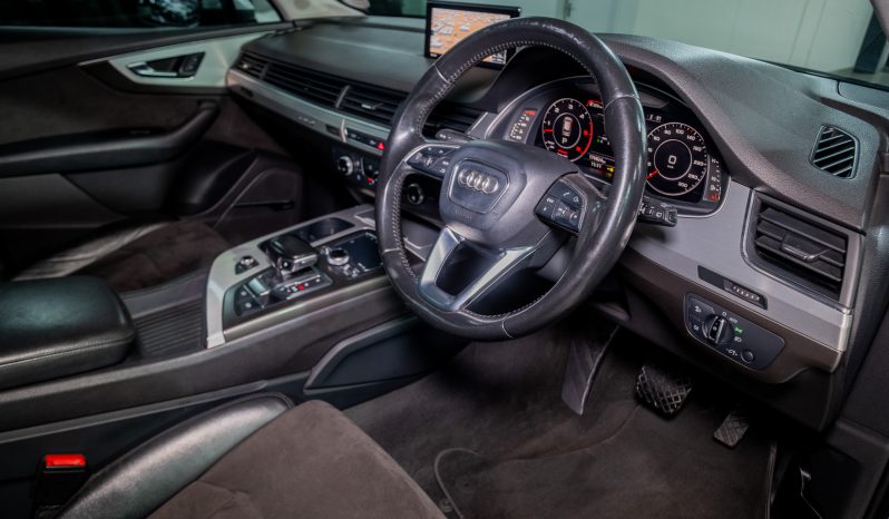
								2016 Audi Q7 3.0TDI Quattro full									