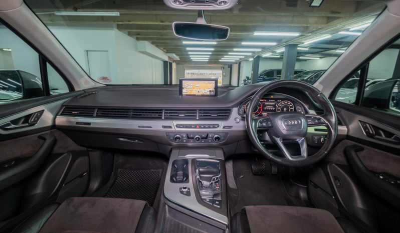 
								2016 Audi Q7 3.0TDI Quattro full									