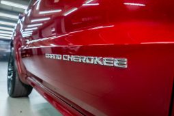 
										2014 Jeep Grand Cherokee SRT full									