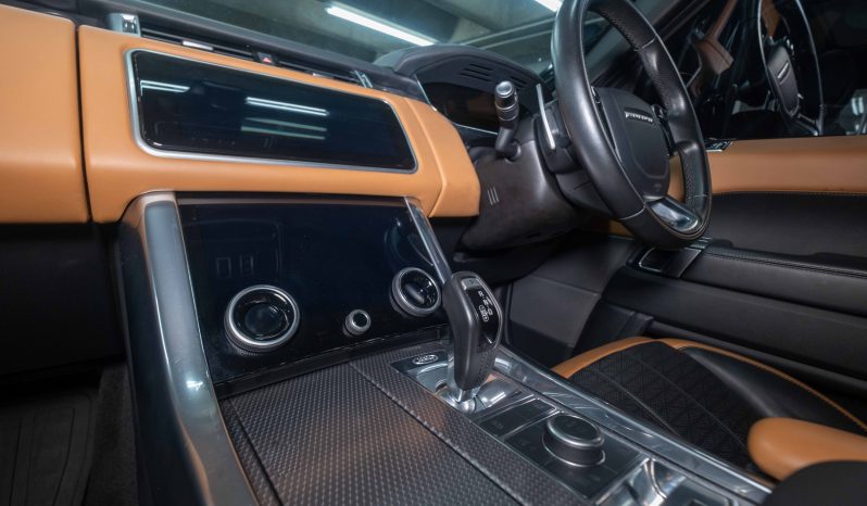 
								2019 Land Rover Range Rover Sport HSE Dynamic Supercharged full									