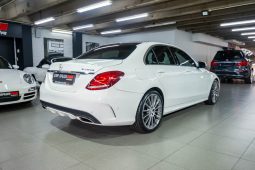 
										2016 Mercedes-Benz C-Class C250 AMG Line full									