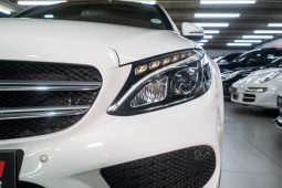 
										2016 Mercedes-Benz C-Class C250 AMG Line full									