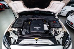 
										2016 Mercedes-Benz C-Class C250 AMG Line full									