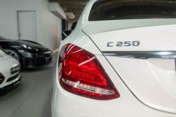 
										2016 Mercedes-Benz C-Class C250 AMG Line full									