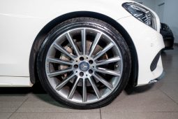 
										2016 Mercedes-Benz C-Class C250 AMG Line full									