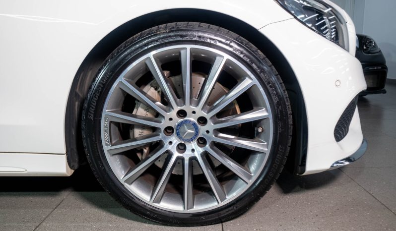 
								2016 Mercedes-Benz C-Class C250 AMG Line full									