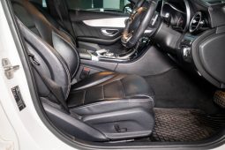 
										2016 Mercedes-Benz C-Class C250 AMG Line full									