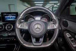 
										2016 Mercedes-Benz C-Class C250 AMG Line full									