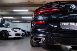 
										2023 BMW X6 xDrive30d M Sport full									