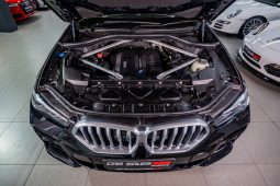 
										2023 BMW X6 xDrive30d M Sport full									