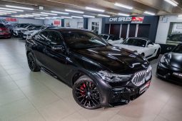
										2023 BMW X6 xDrive30d M Sport full									