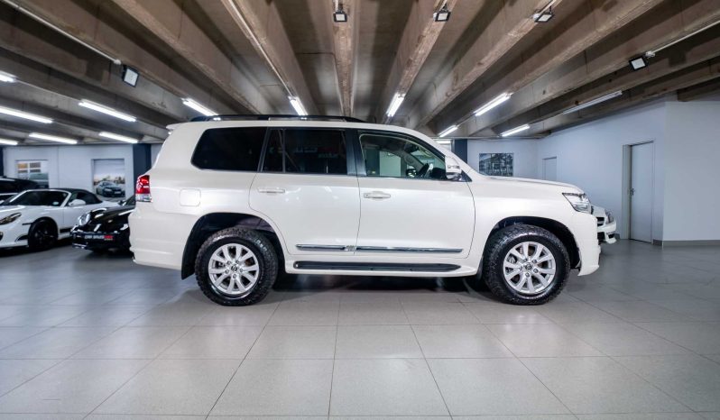 
								2016 Toyota Land Cruiser 200 4.5 D V8 VX Auto full									