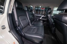 
										2016 Toyota Land Cruiser 200 4.5 D V8 VX Auto full									