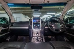 
										2016 Toyota Land Cruiser 200 4.5 D V8 VX Auto full									