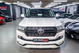 
										2016 Toyota Land Cruiser 200 4.5 D V8 VX Auto full									