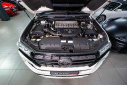 
										2016 Toyota Land Cruiser 200 4.5 D V8 VX Auto full									