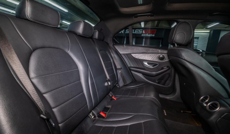 
								2017 Mercedes-Benz C-Class C180 AMG Line Auto full									