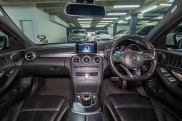 
										2017 Mercedes-Benz C-Class C180 AMG Line Auto full									