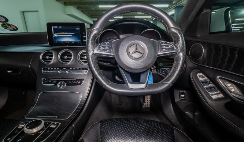 
								2017 Mercedes-Benz C-Class C180 AMG Line Auto full									