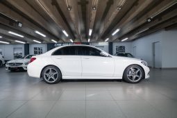 
										2017 Mercedes-Benz C-Class C180 AMG Line Auto full									