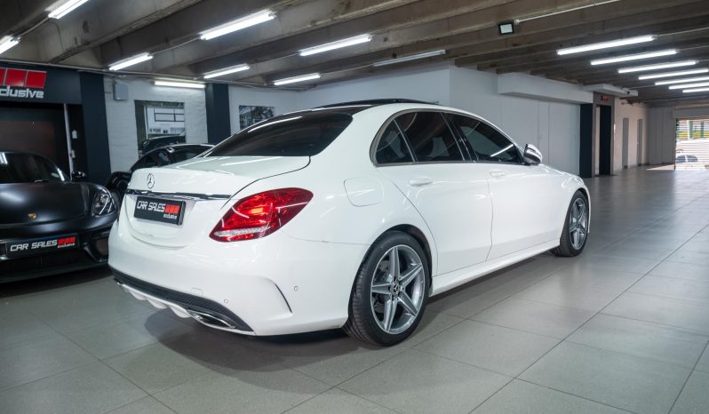 
								2017 Mercedes-Benz C-Class C180 AMG Line Auto full									