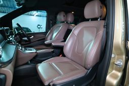 
										2025 Mercedes-Benz V300d Exclusive full									
