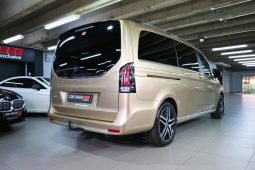 
										2025 Mercedes-Benz V300d Exclusive full									