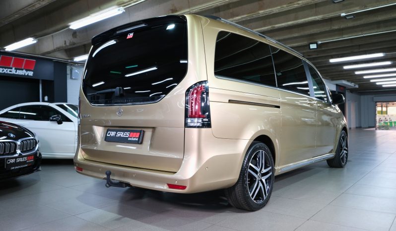 
								2025 Mercedes-Benz V300d Exclusive full									