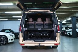 
										2025 Mercedes-Benz V300d Exclusive full									